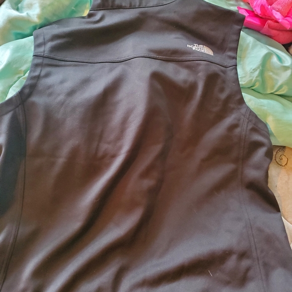 North Face Vest - Picture 2 of 4